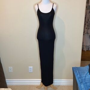 Long black dress w/ adjustable straps, soft, viscose/elastine, smoke & pet free